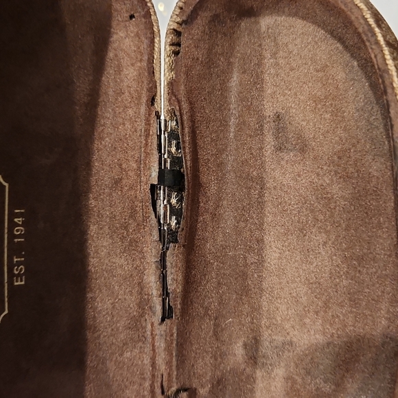 Coach Sunglasses - Picture 12 of 16